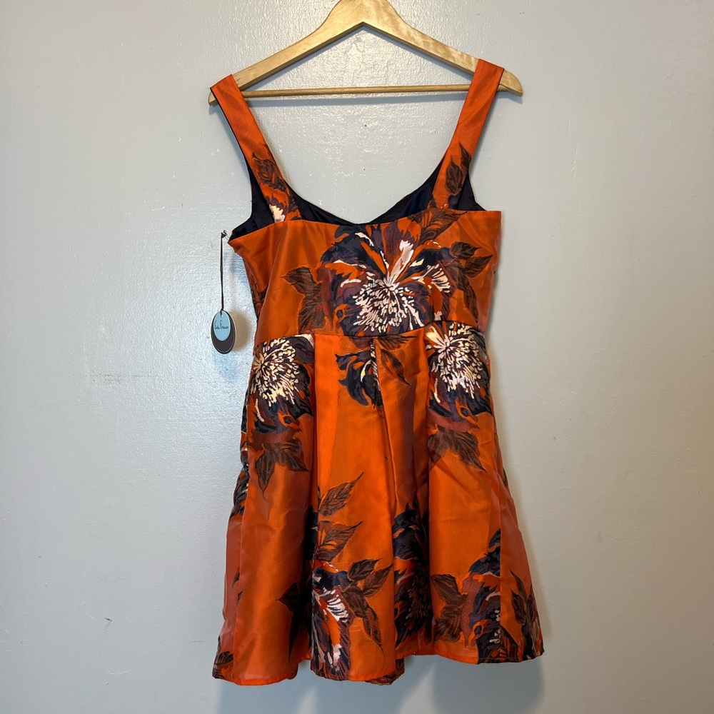 Eva Franco Orange Floral Jacquard Dress - Picture 6 of 8
